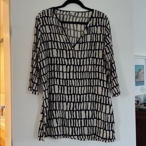J. CREW NUDE & BLACK 3/4 SLEEVE TISSUE TUNIC